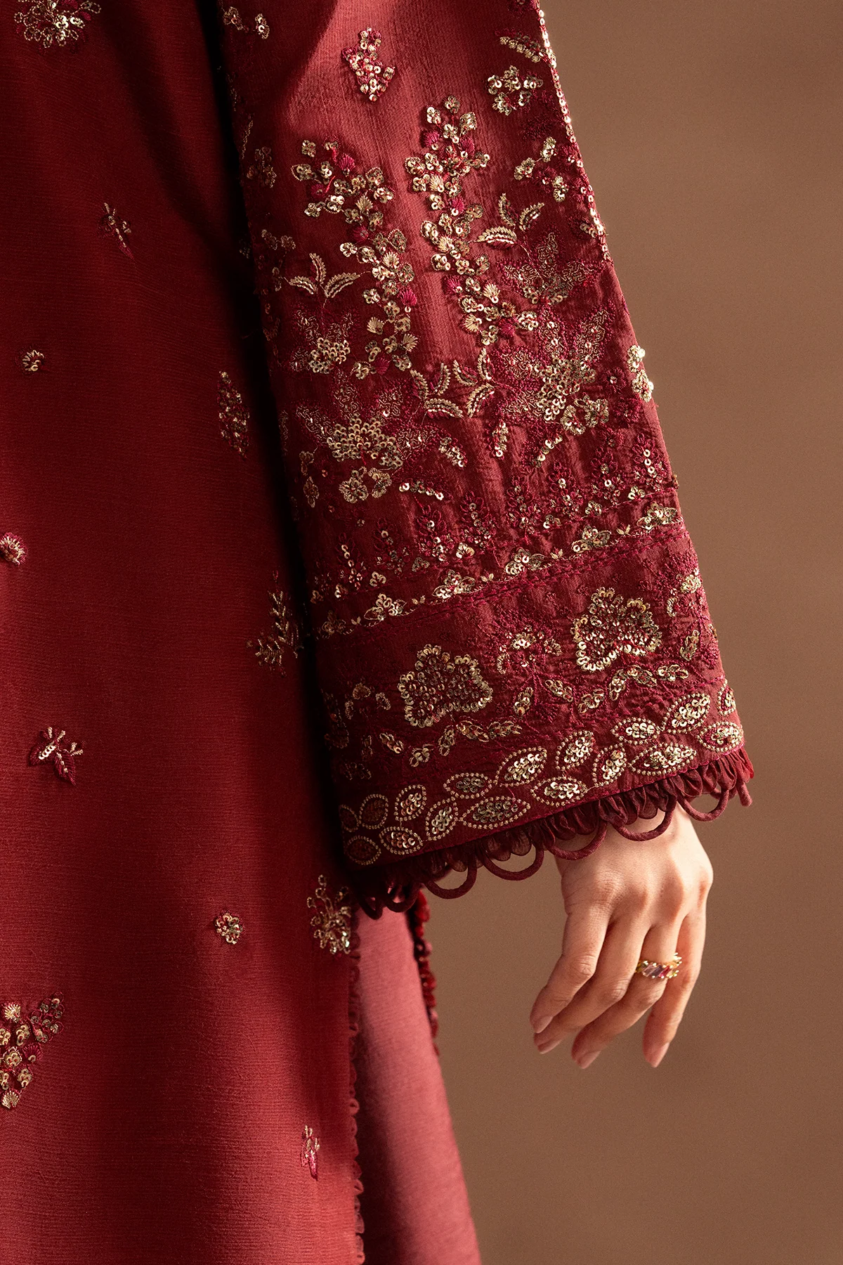 Elyra - Image 5