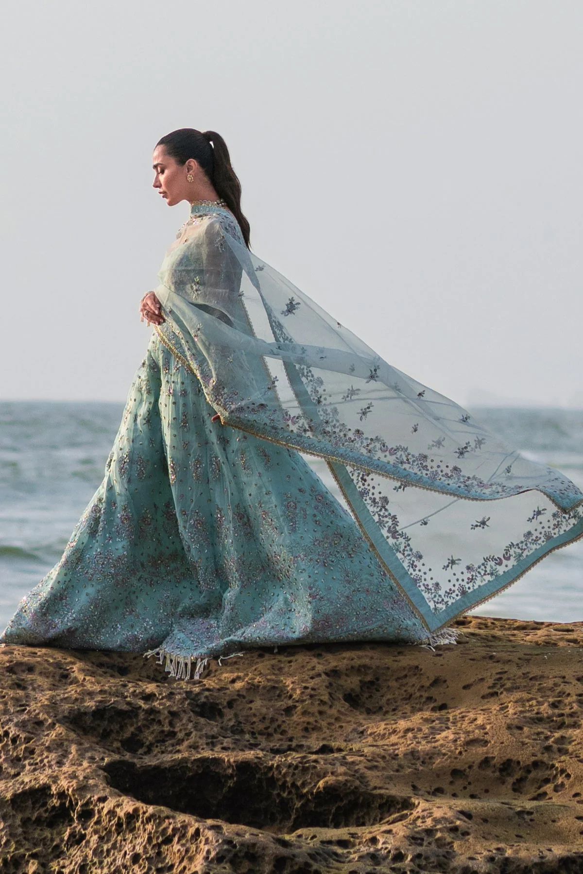 LUNYA - Image 6