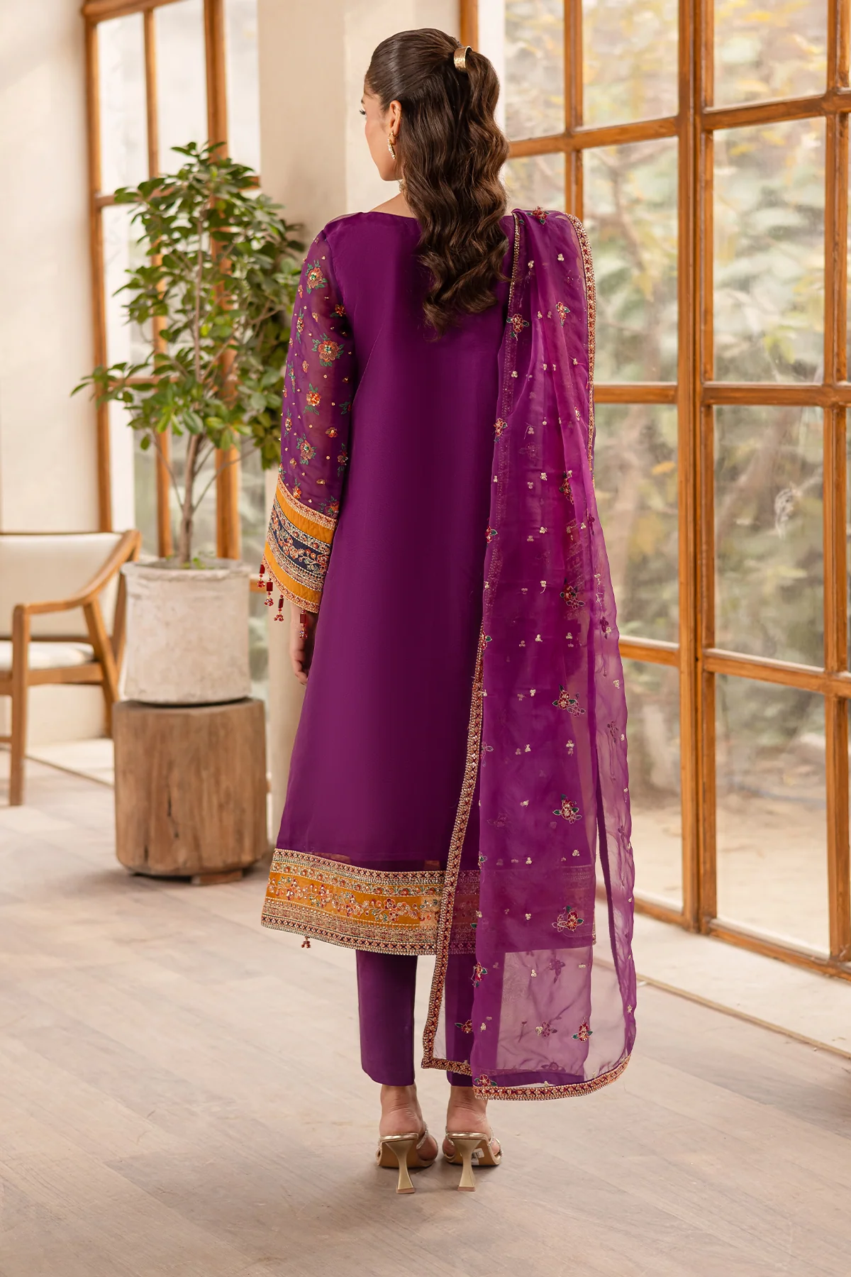 NAYERA - Image 3