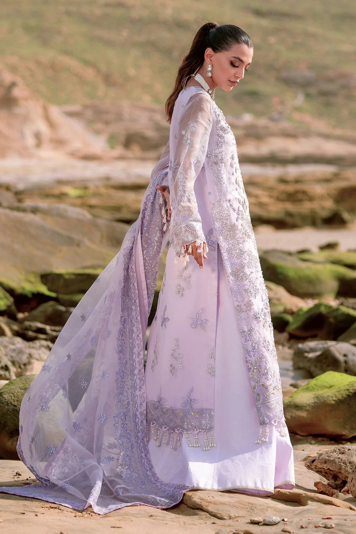 SELINA - Image 7